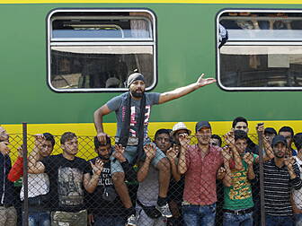 1,800 refugees could be resett...